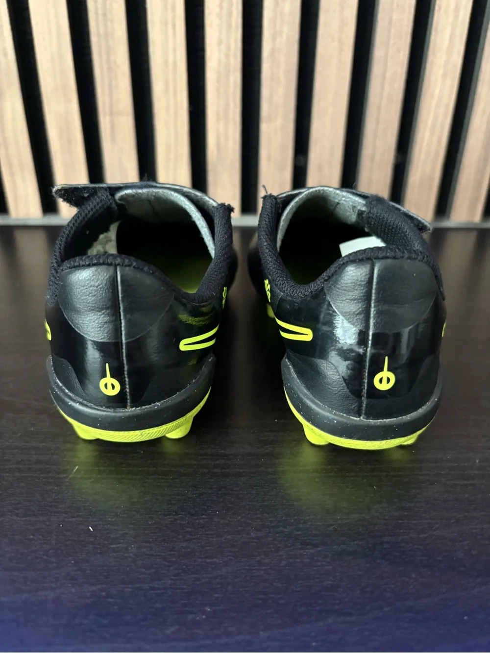 Nike youth cleats 11C